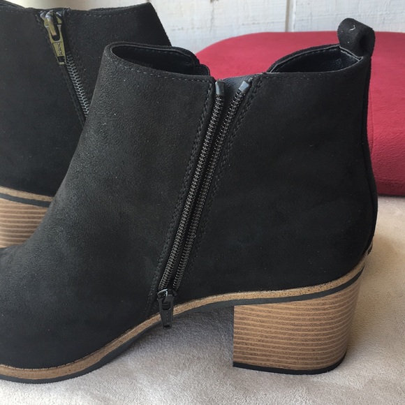 White Mountain Ladies Ankle Boots - Picture 12 of 13